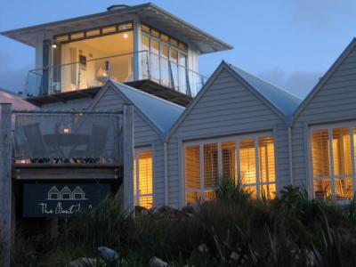 The Boatshed Seaside Boutique Hotel Auckland Exteriör bild